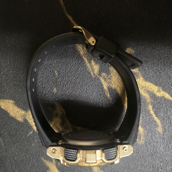 Men's Casio G-Shock Classic Gold-Tone Black Resin Strap Watch with Black and Gol - Picture 6 of 6